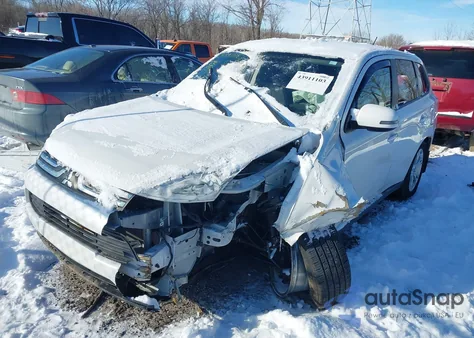 2014 Mitsubishi Outlander Se z USA, uszkodzony, nr VIN JA4AZ3A30EZ007984